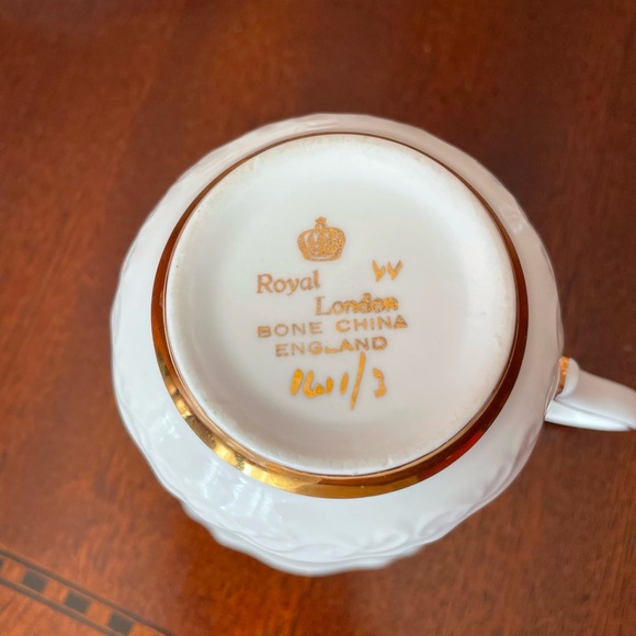 Country English Cottage Rose Royal London Bone China - Picture 2 of 5